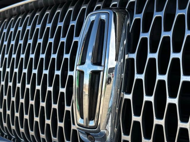 Used 2019 Lincoln Navigator Reserve image 20