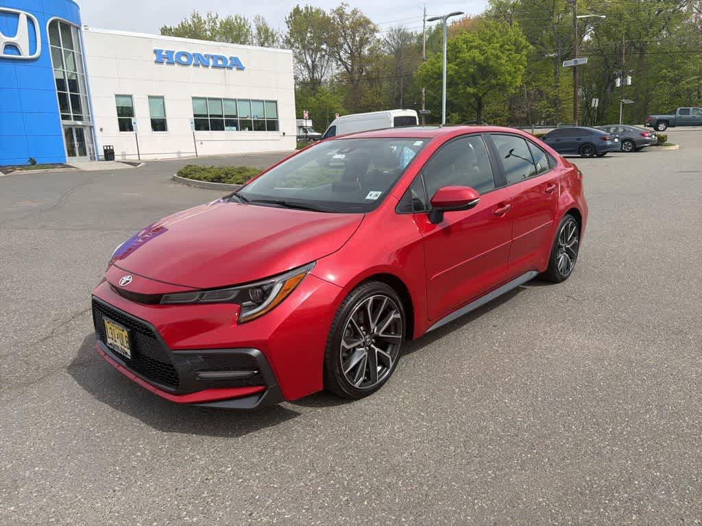Used 2021 Toyota Corolla SE w/ SE Premium Package FWD image 1