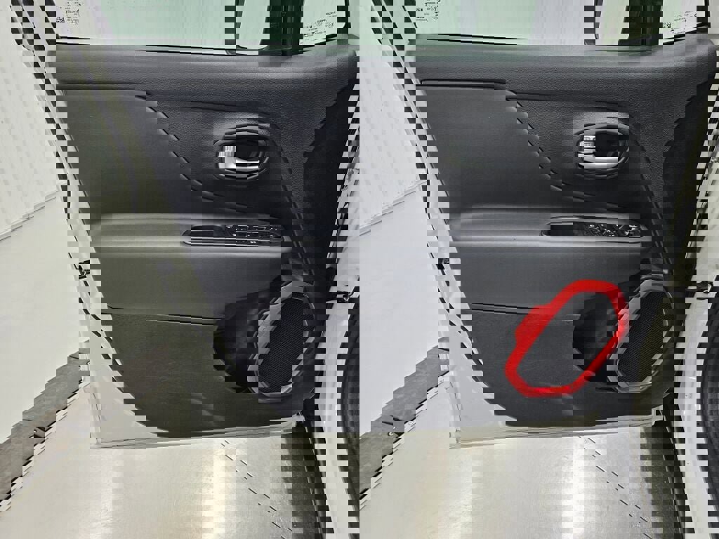 Used 2023 Jeep Renegade Trailhawk image 30