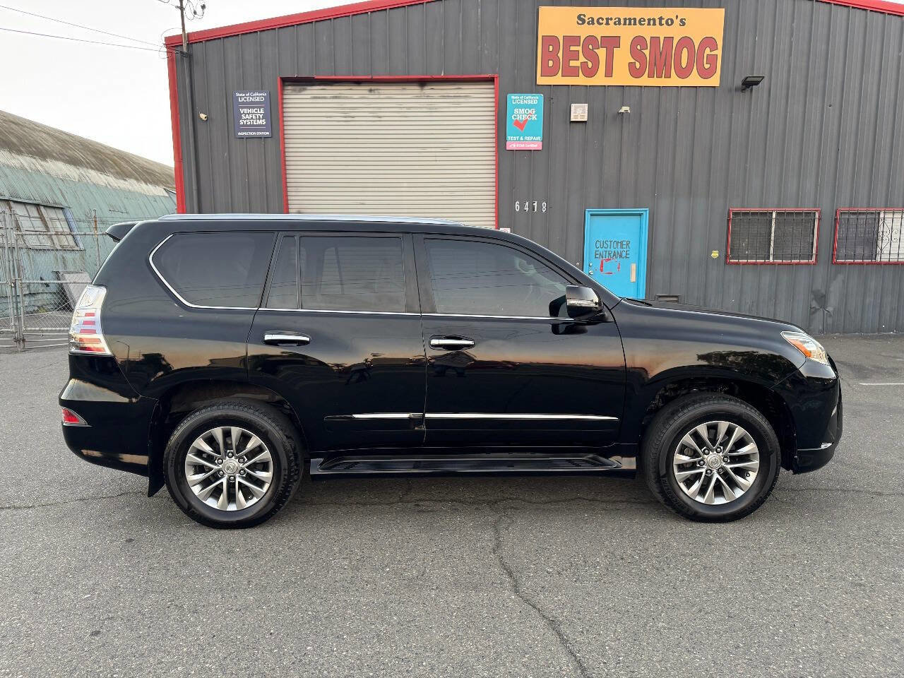 Used 2016 Lexus GX 460 Luxury image 6