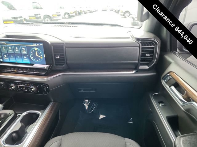 Used 2024 Chevrolet Silverado 1500 RST image 22