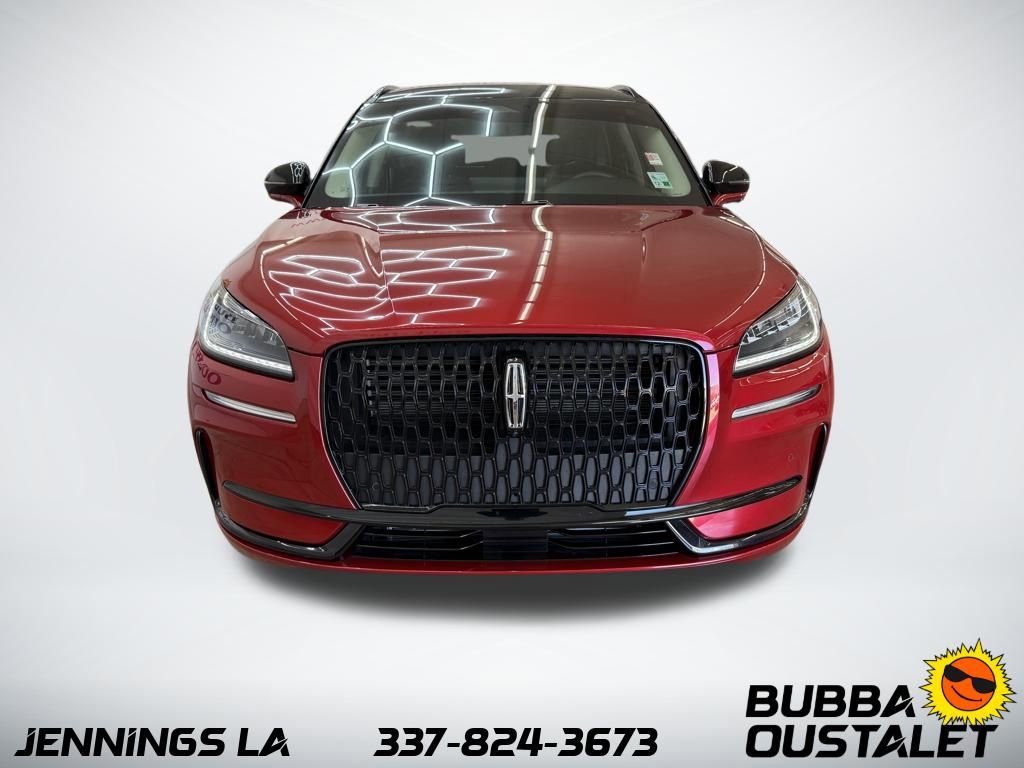 Used 2025 Lincoln Corsair AWD w/ Equipment Group 101A image 8