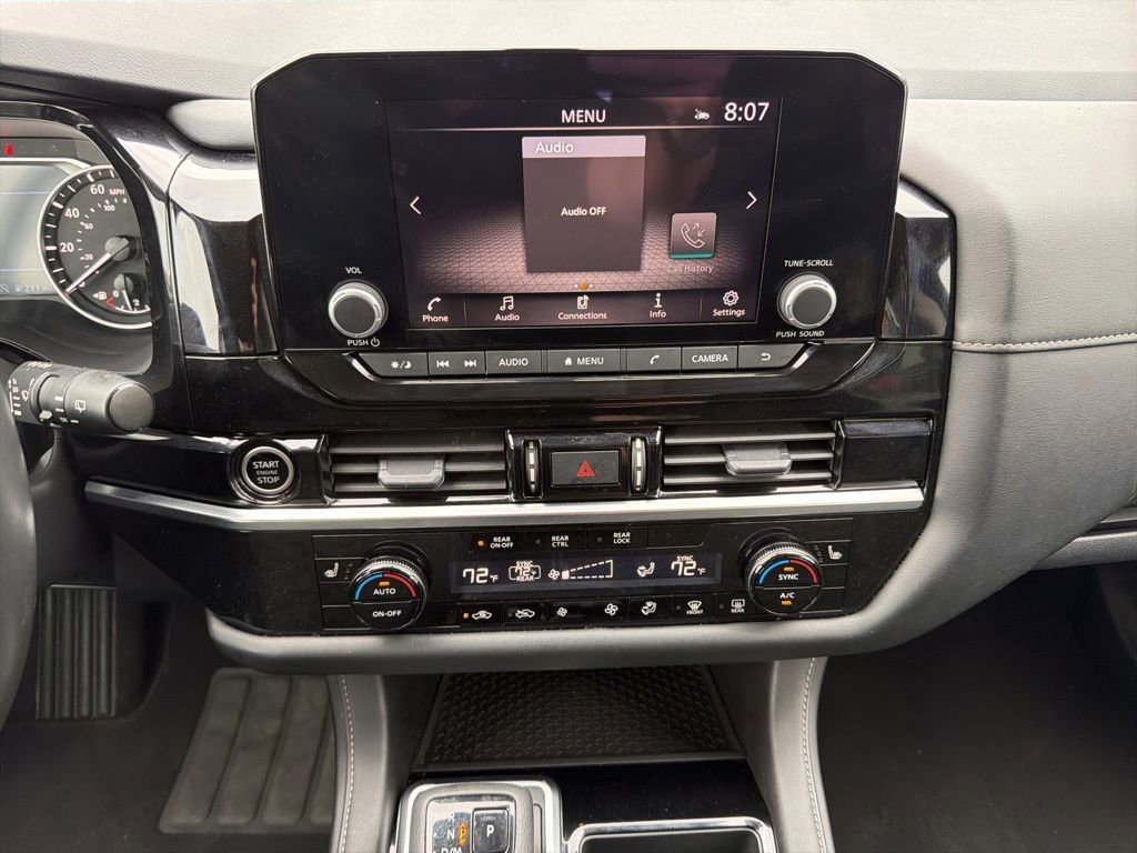 Used 2023 Nissan Pathfinder SV AWD/4WD image 26
