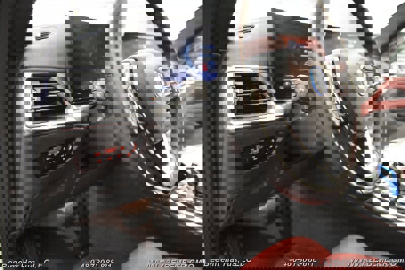 Used 2022 BMW i4 eDrive40 image 26