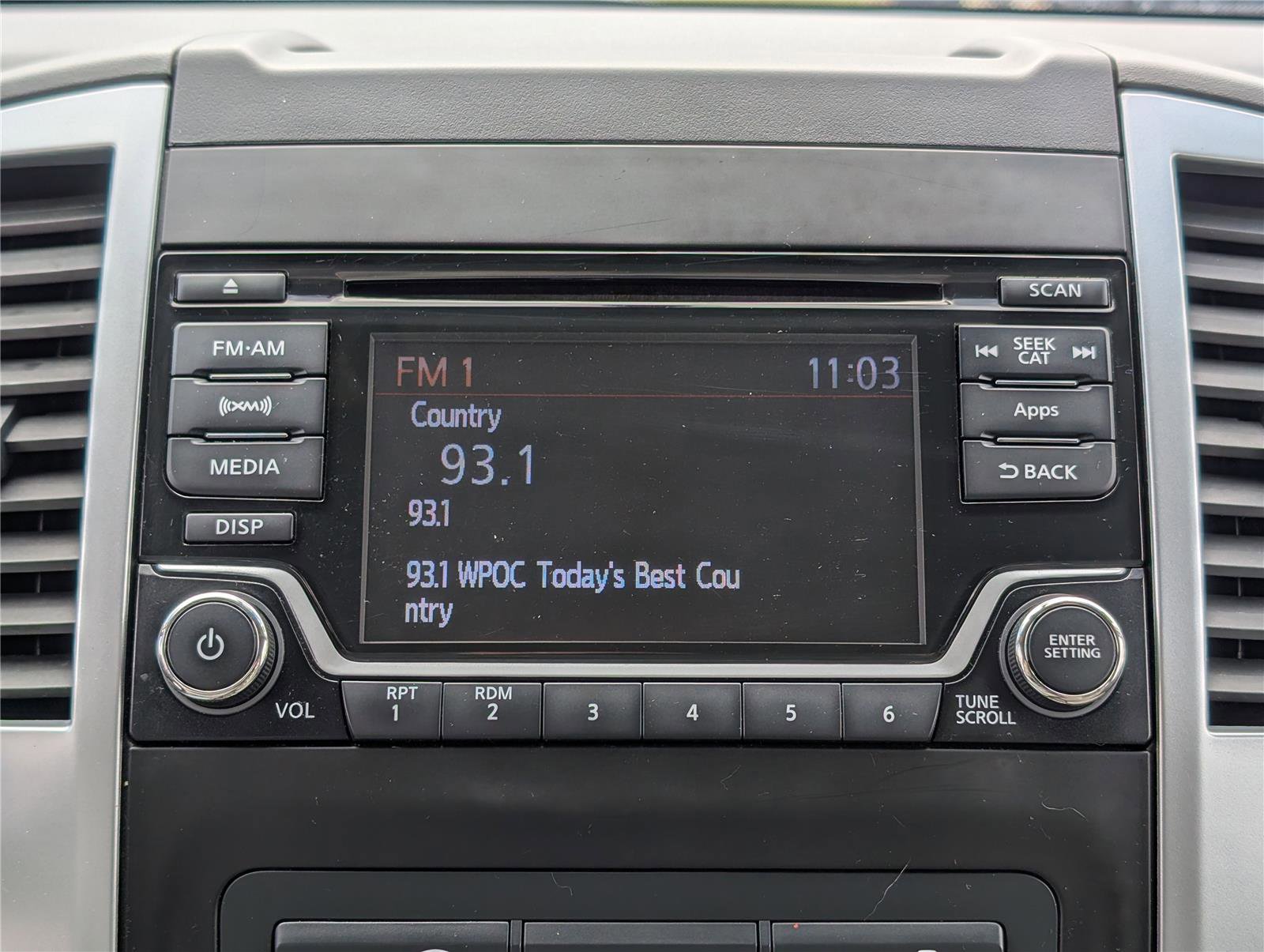 Used 2016 Nissan Frontier SV image 23