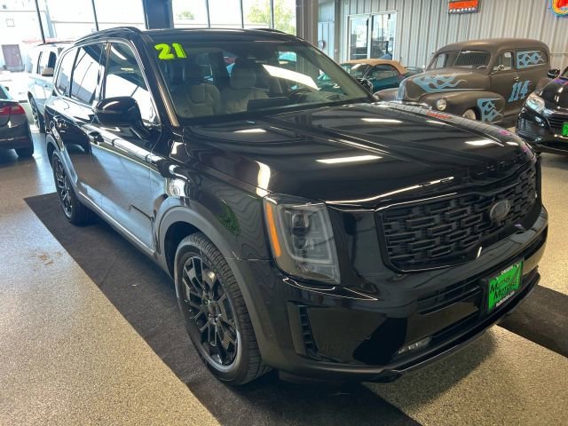 Used 2021 Kia Telluride SX w/ SX Prestige Package image 2