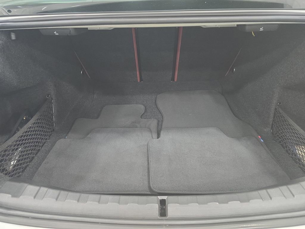 Certified 2022 BMW 330i Sedan image 25