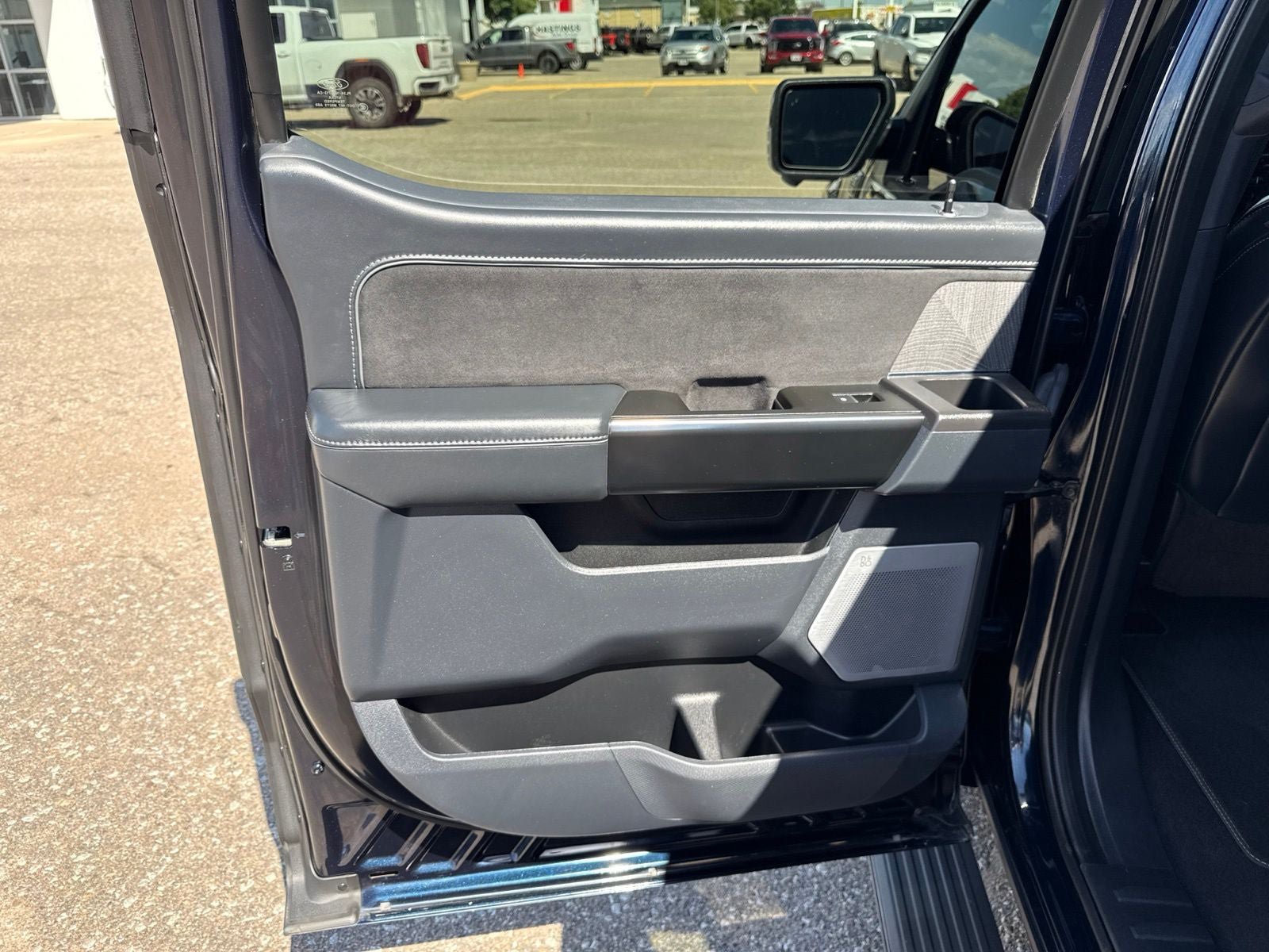 Used 2023 Ford F150 Platinum w/ Equipment Group 701A High AWD/4WD image 37