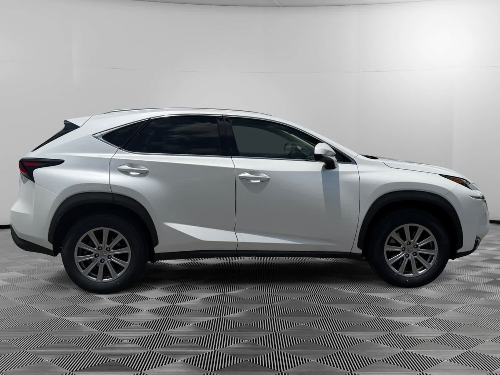 Used 2015 Lexus NX 200t FWD image 3