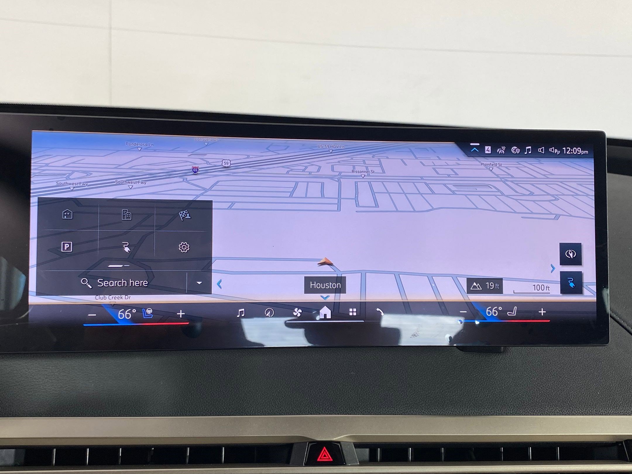 New 2026 BMW iX xDrive60 w/ Executive Package image 24