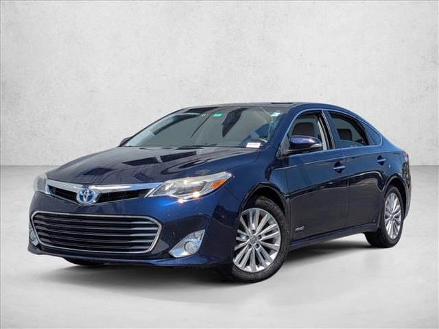 Used 2013 Toyota Avalon Limited FWD image 1