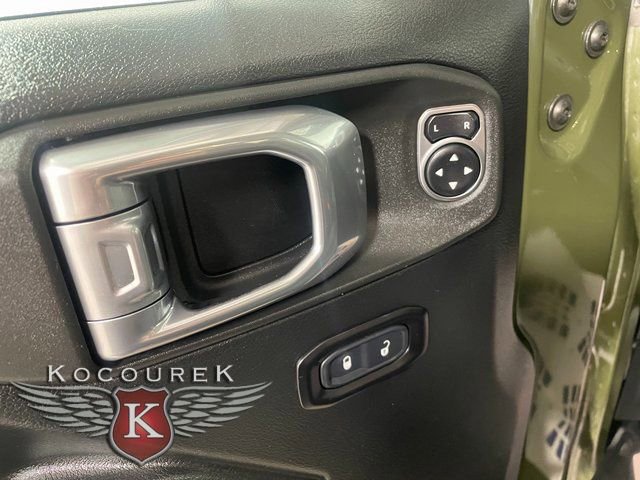 Used 2021 Jeep Wrangler Unlimited Islander image 19