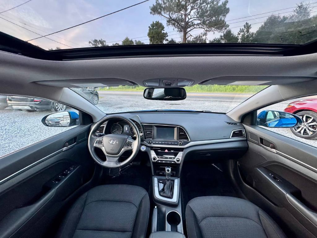 Used 2017 Hyundai Elantra Value Edition image 12
