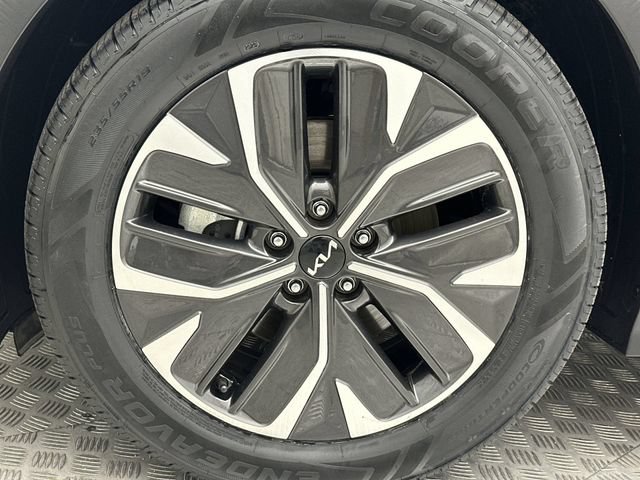 Used 2024 Kia EV6 Light AWD/4WD image 10