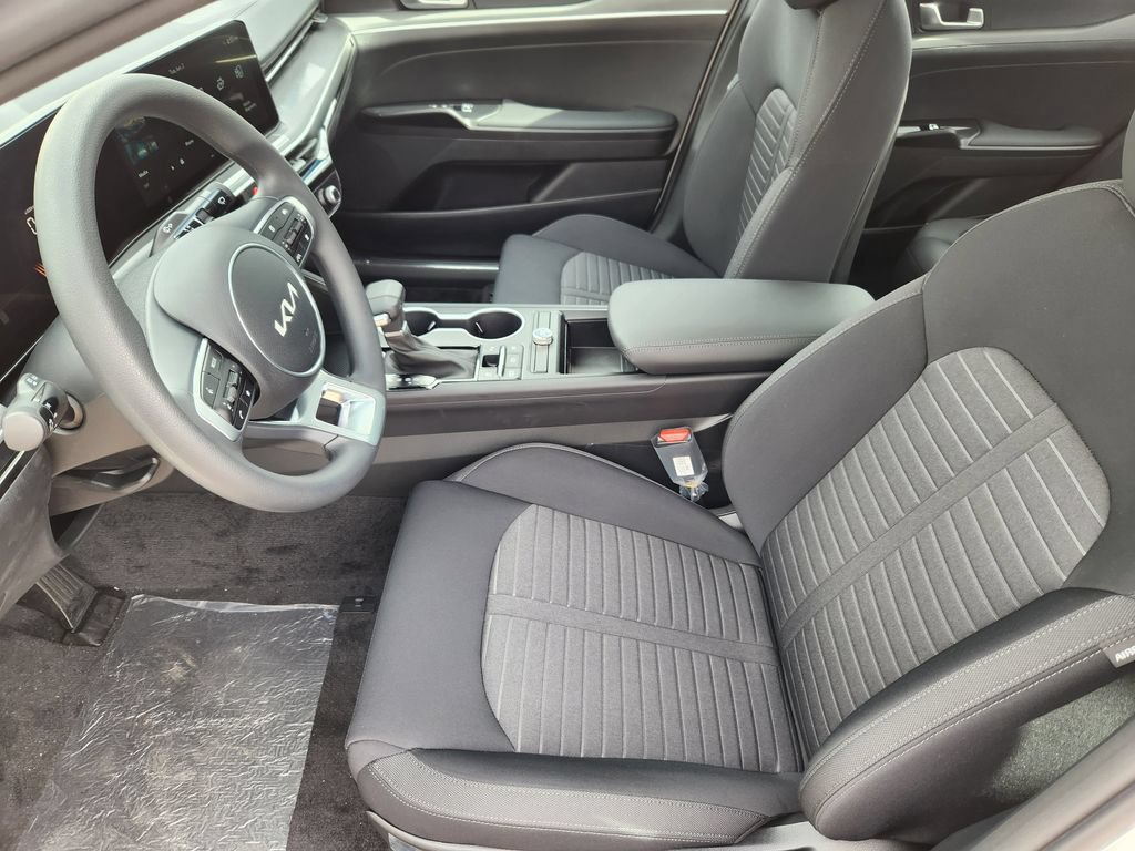 New 2026 Kia K5 LXS FWD image 8