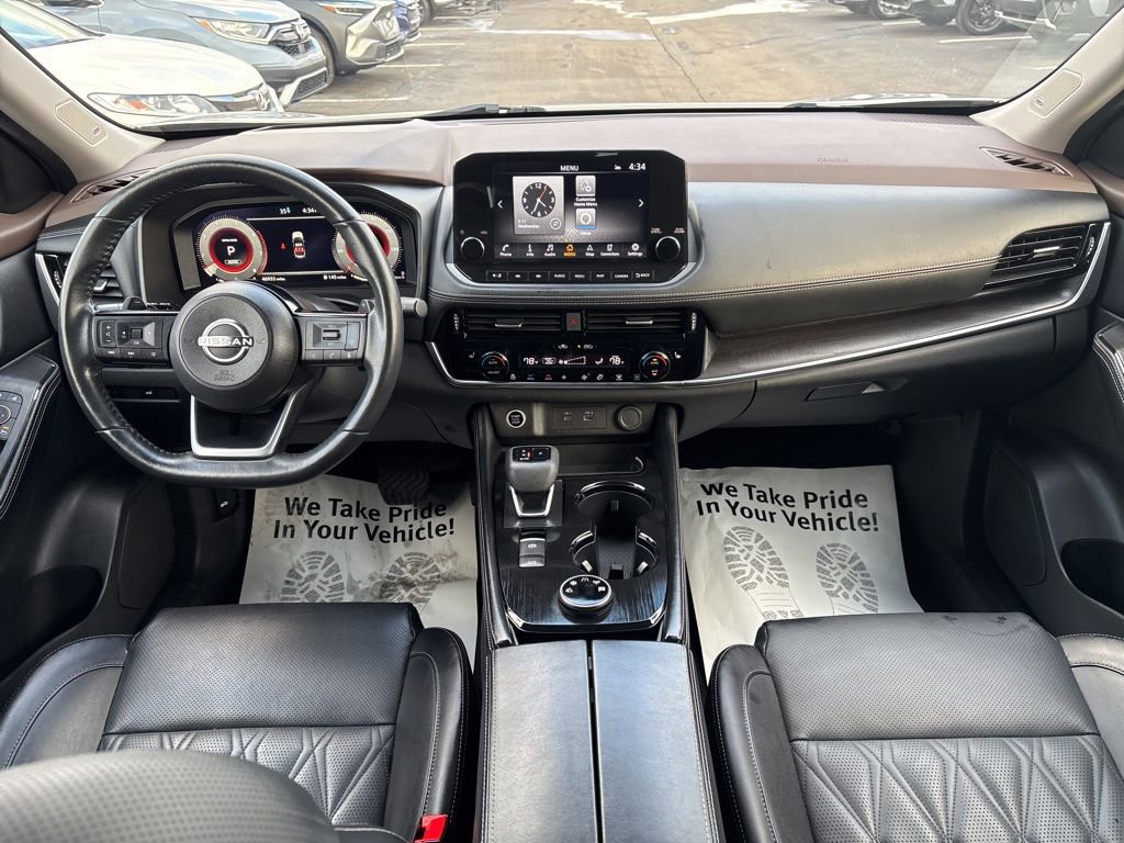 Used 2023 Nissan Rogue Platinum w/ Platinum Premium Package image 13