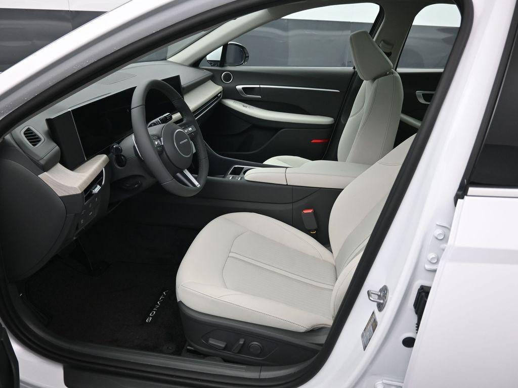 New 2026 Hyundai Sonata SEL FWD image 9