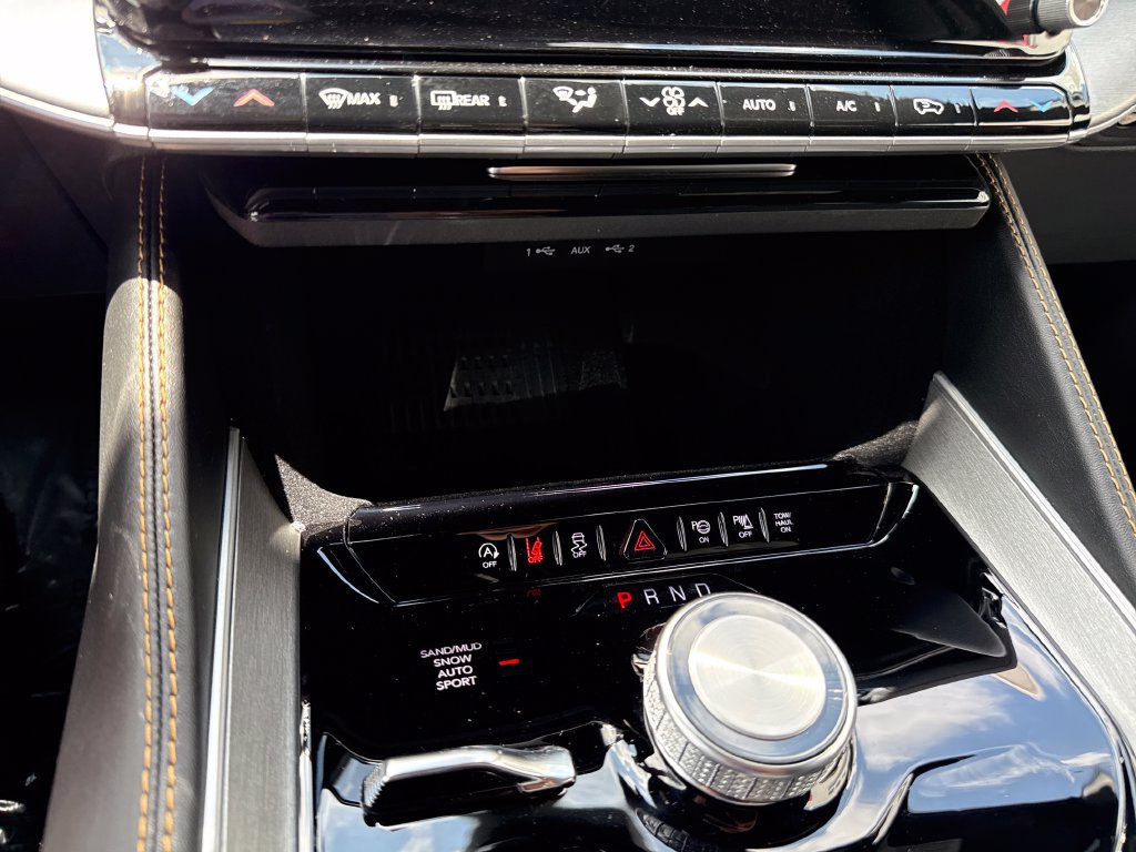 New 2026 Jeep Grand Wagoneer L 4WD image 18