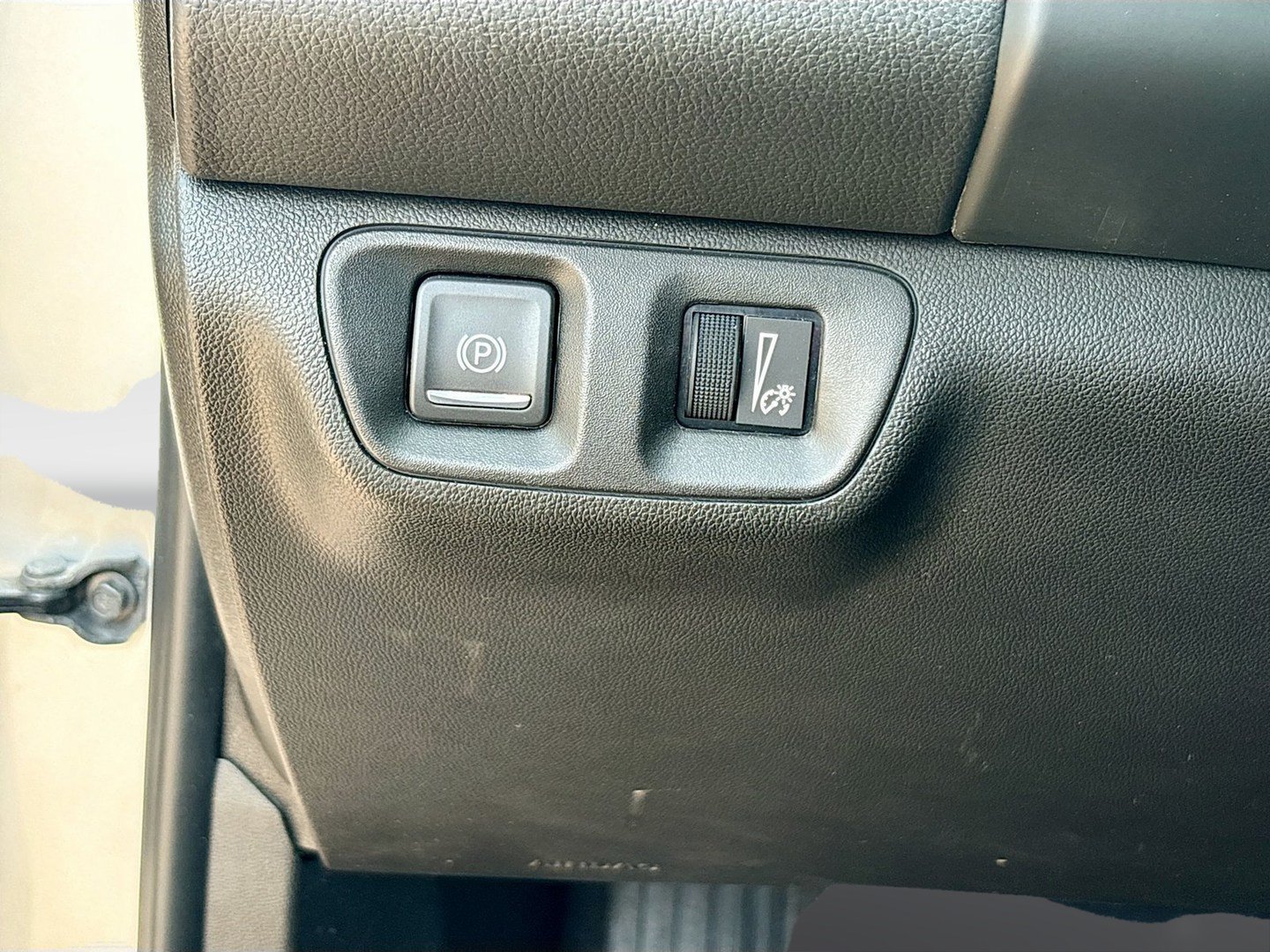 Used 2019 GMC Acadia Denali AWD/4WD image 10