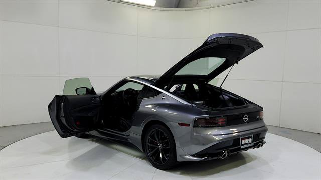 Certified 2024 Nissan Z Performance w/ Floor Mat Package RWD image 30