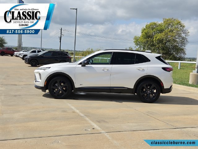 Used 2025 Buick Envision Sport Touring AWD/4WD image 7