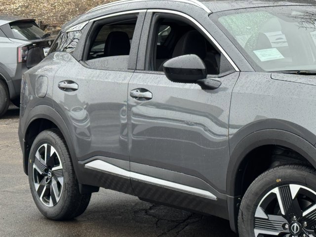 New 2026 Nissan Kicks SV w/ SV Premium Package image 4