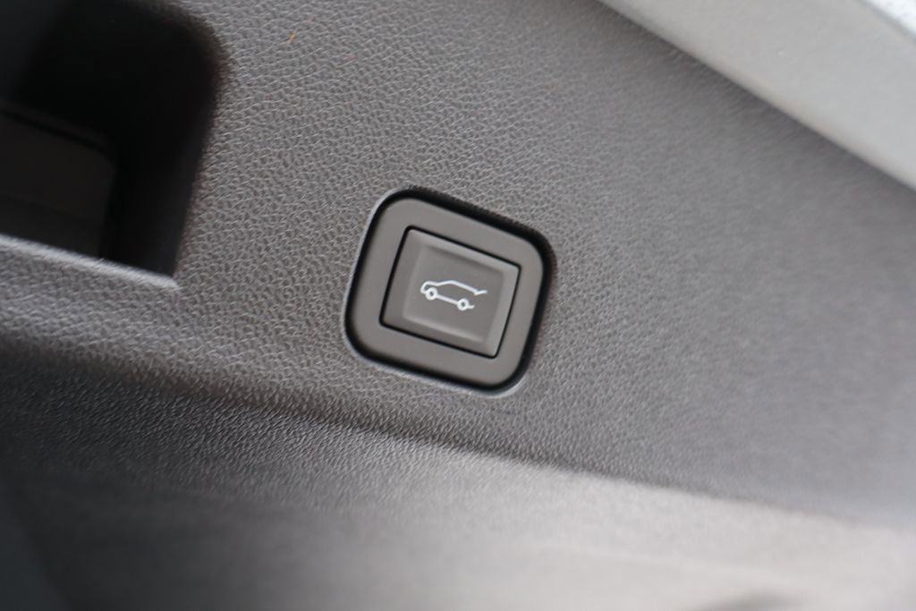 New 2026 Chevrolet Traverse RS image 42