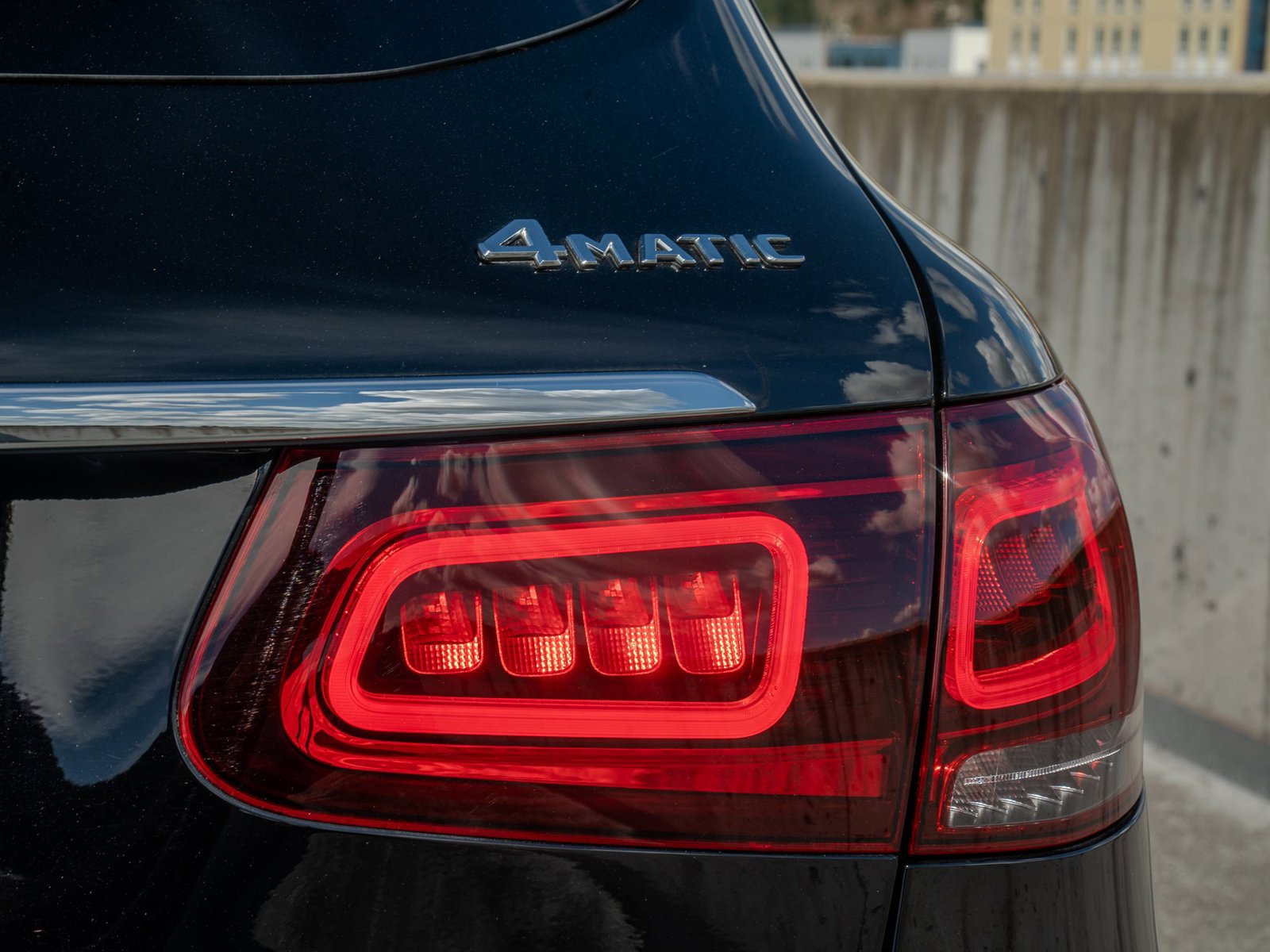 Used 2022 Mercedes-Benz GLC 300 4MATIC image 10