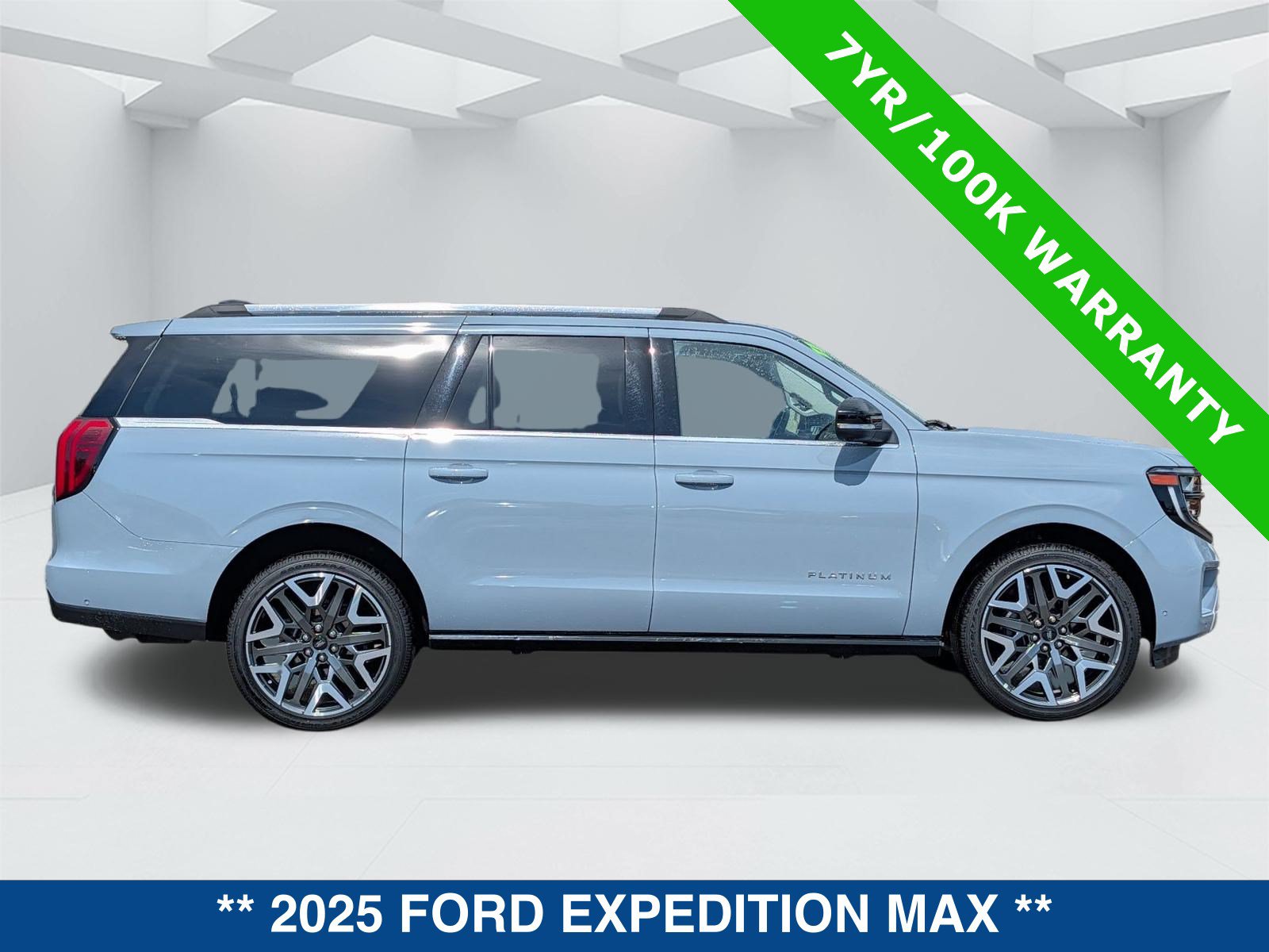 Certified 2025 Ford Expedition Max Platinum w/ Driver's Package AWD/4WD image 3