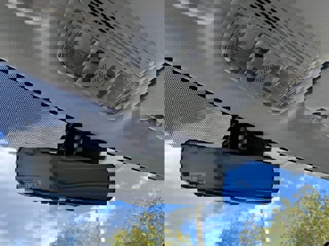 Used 2020 Honda HR-V Touring image 11