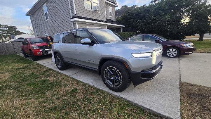 Used 2026 Rivian R1S Adventure