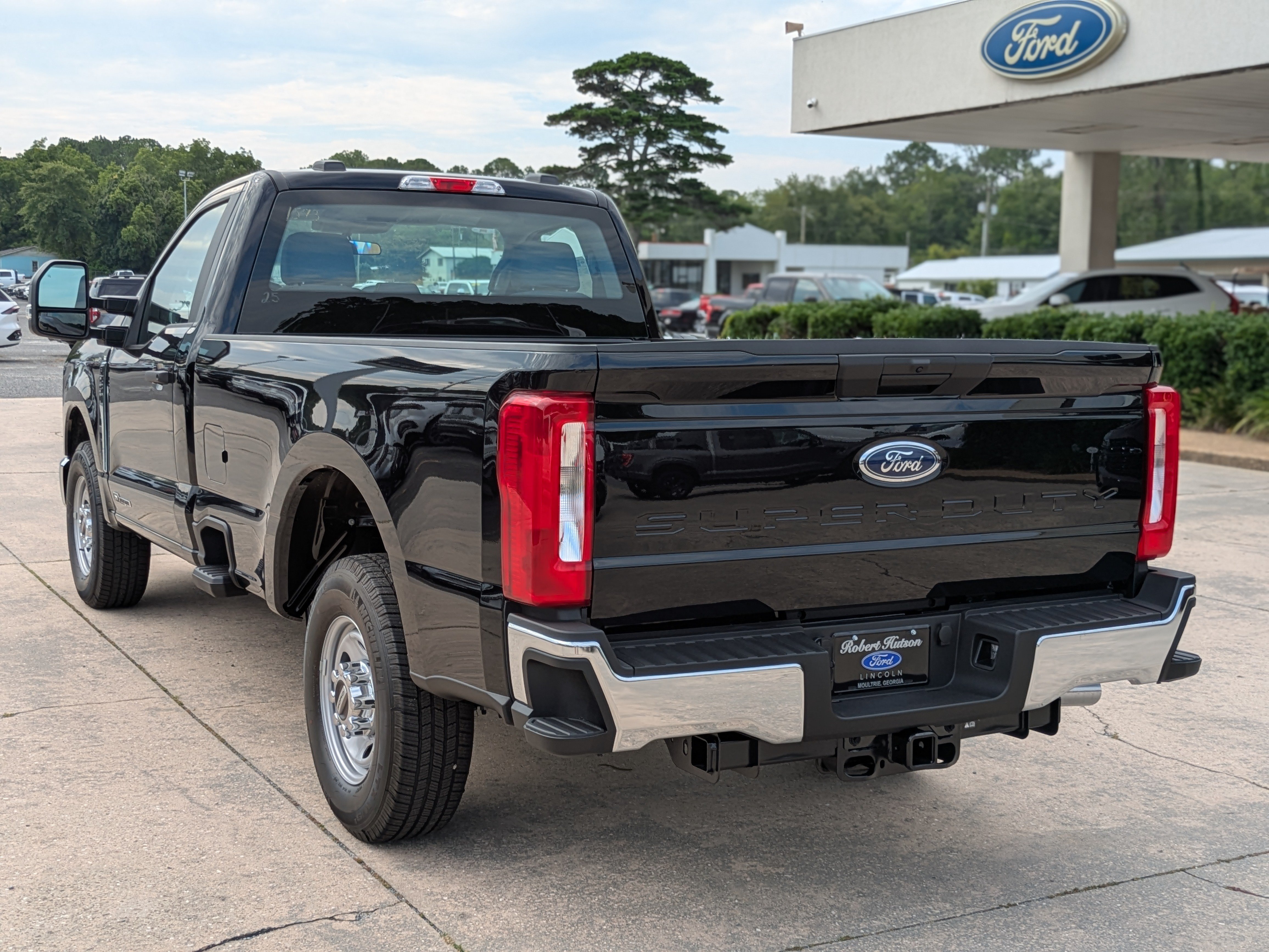 Used 2025 Ford F250 XL w/ XL Chrome Package RWD image 10