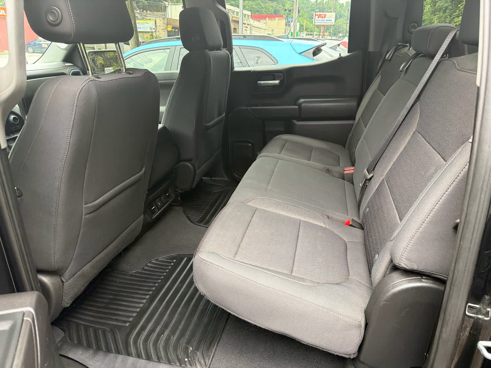 Certified 2021 Chevrolet Silverado 1500 LT AWD/4WD image 17