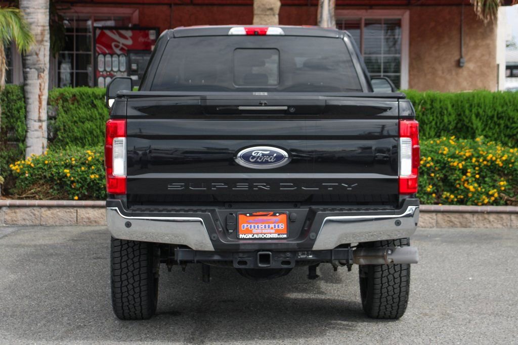 Used 2019 Ford F250 Lariat w/ Lariat Ultimate Package AWD/4WD image 7