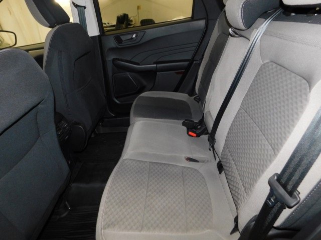 Used 2022 Ford Escape SE w/ SE Sport Appearance Package image 13