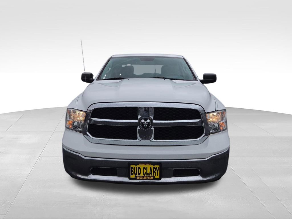 Used 2019 RAM 1500 Classic SLT AWD/4WD image 9