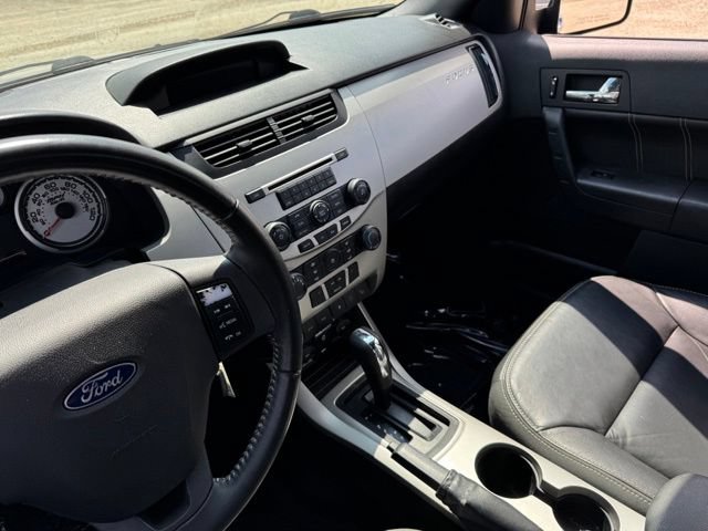 Used 2011 Ford Focus SEL FWD image 13