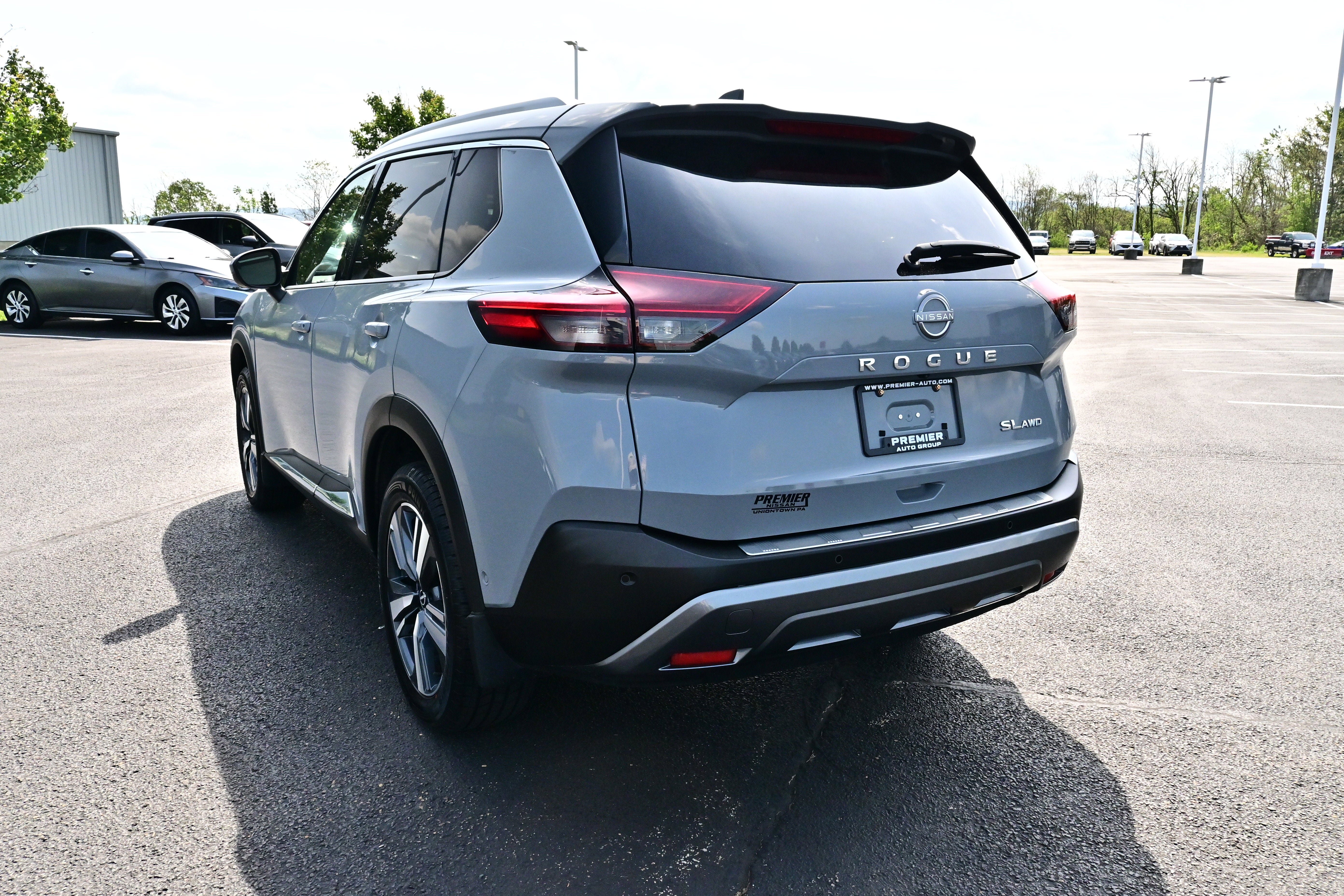 Used 2023 Nissan Rogue SL w/ SL Premium Package AWD/4WD image 8