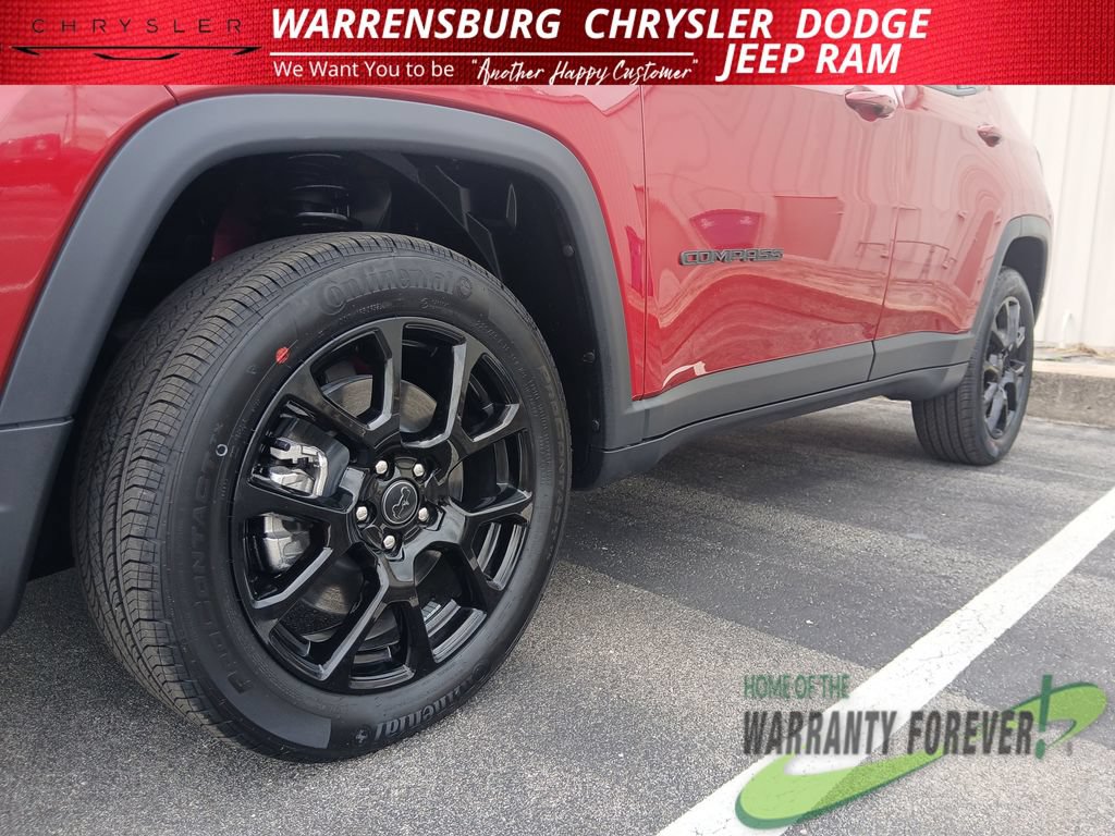 New 2026 Jeep Compass Latitude AWD/4WD image 34