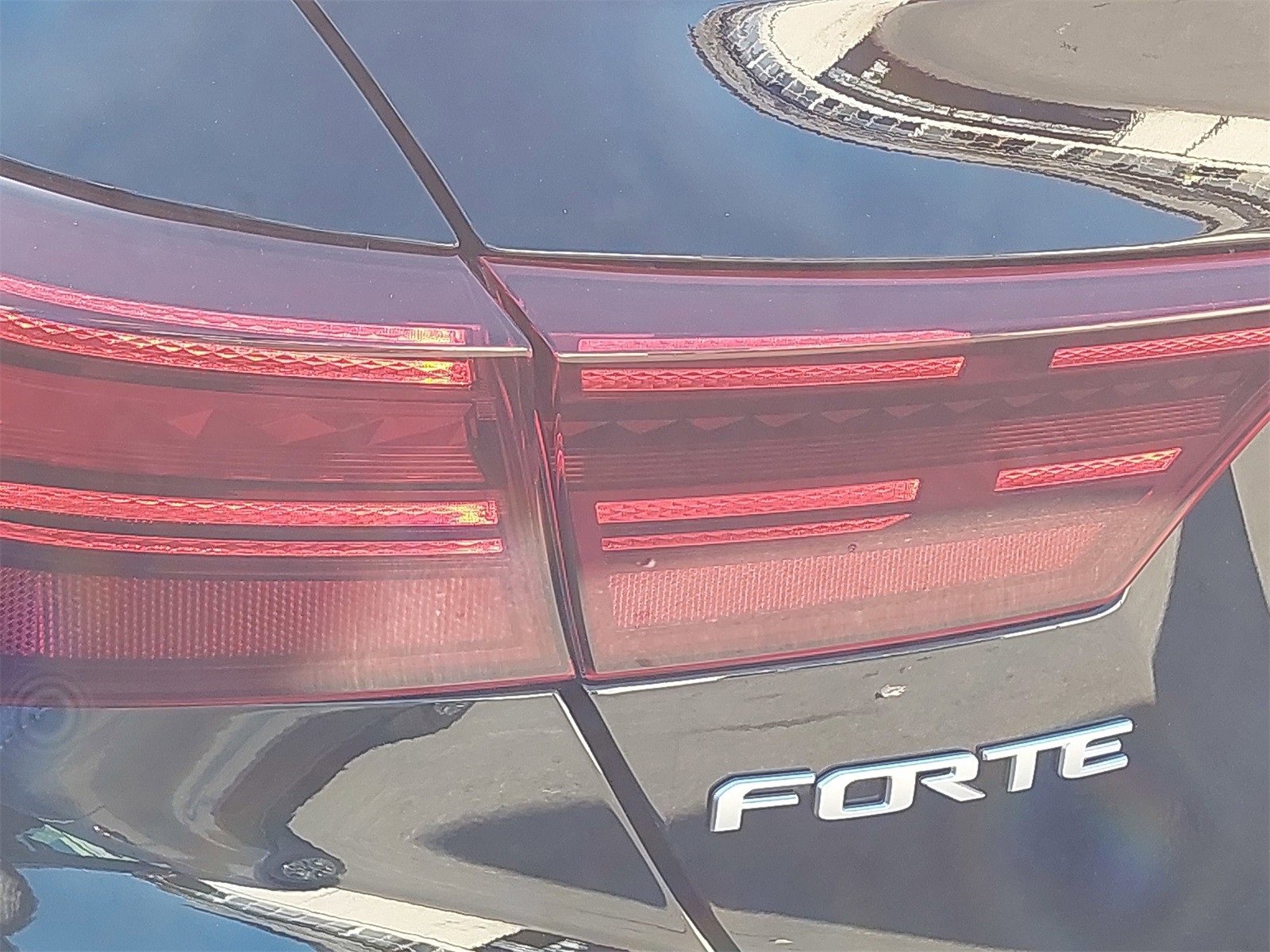 Certified 2023 Kia Forte GT-Line w/ GT-Line Technology Package image 41