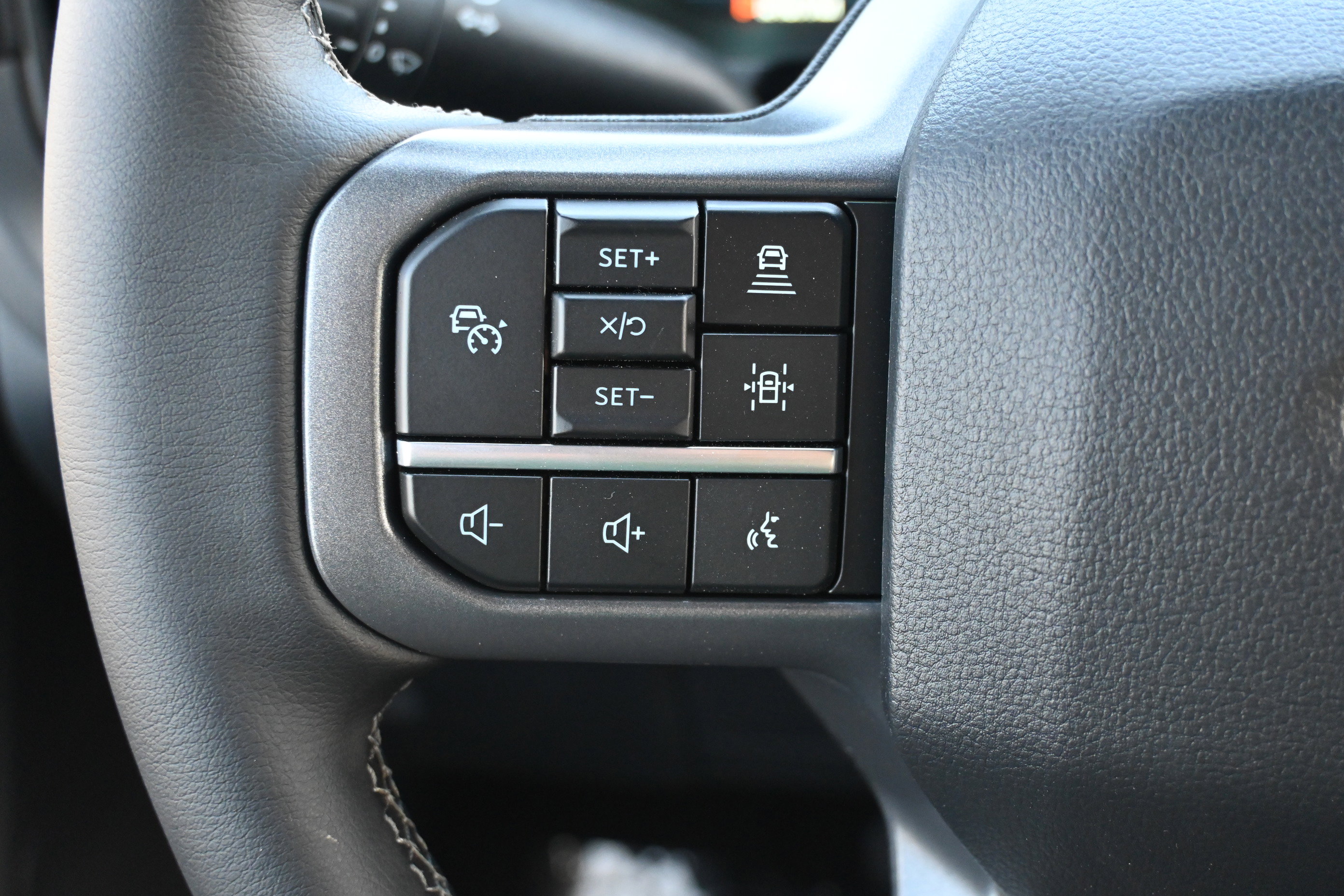 New 2026 Ford F150 XLT w/ Equipment Group 302A MID image 18