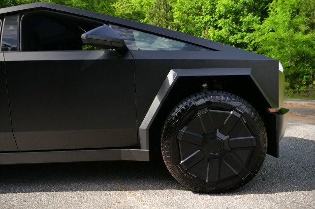 Used 2024 Tesla Cybertruck Cyberbeast AWD/4WD image 44