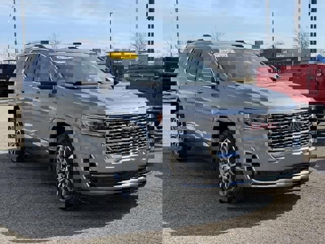 Used 2023 GMC Acadia Denali w/ Denali Ultimate Package image 4