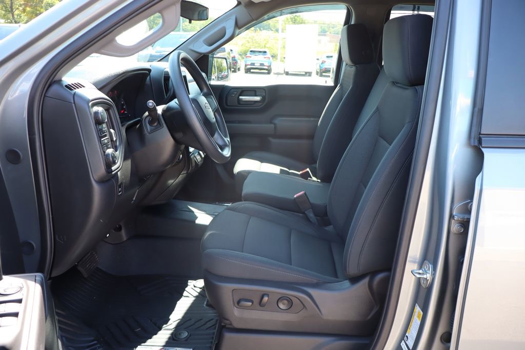 Used 2025 Chevrolet Silverado 1500 Custom Trail Boss w/ LPO, Dark Essentials Package image 25