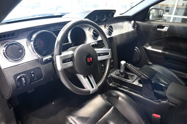 Used 2005 Ford Mustang GT Premium RWD image 19