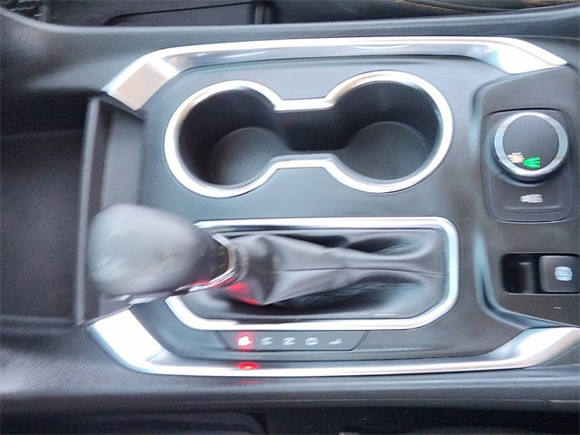 Used 2021 Chevrolet Traverse LT image 20