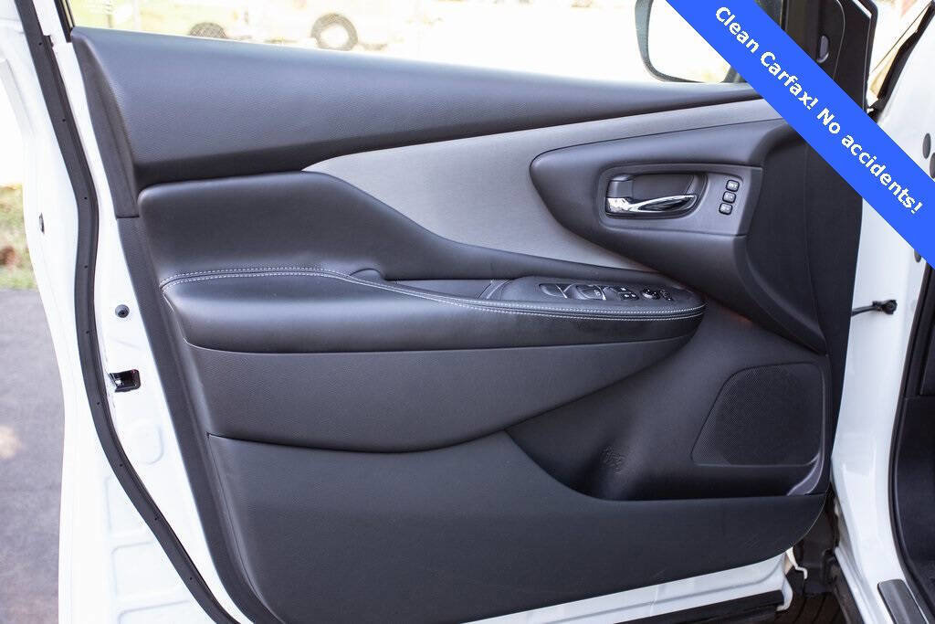 Used 2021 Nissan Murano SL w/ SL Moonroof Package image 19