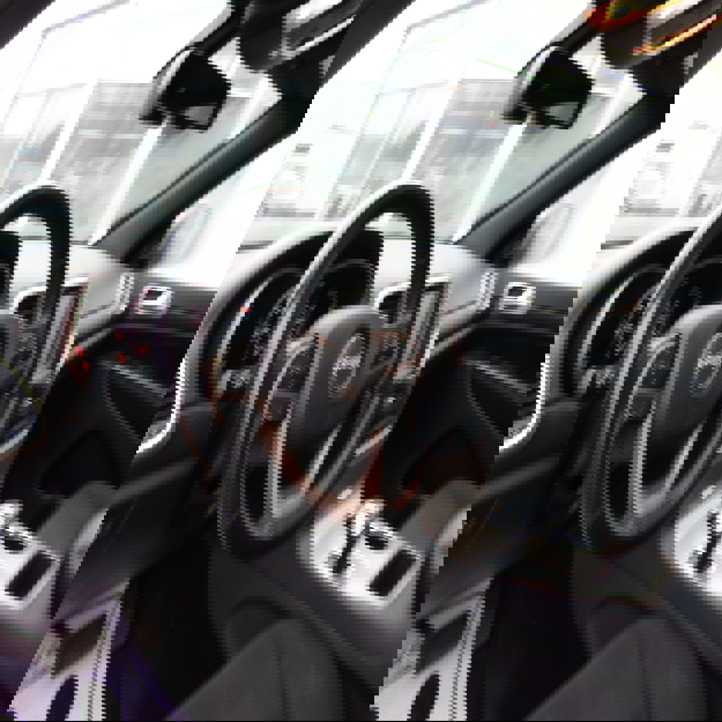 Used 2014 Jeep Grand Cherokee Laredo w/ Security & Convenience Group image 16