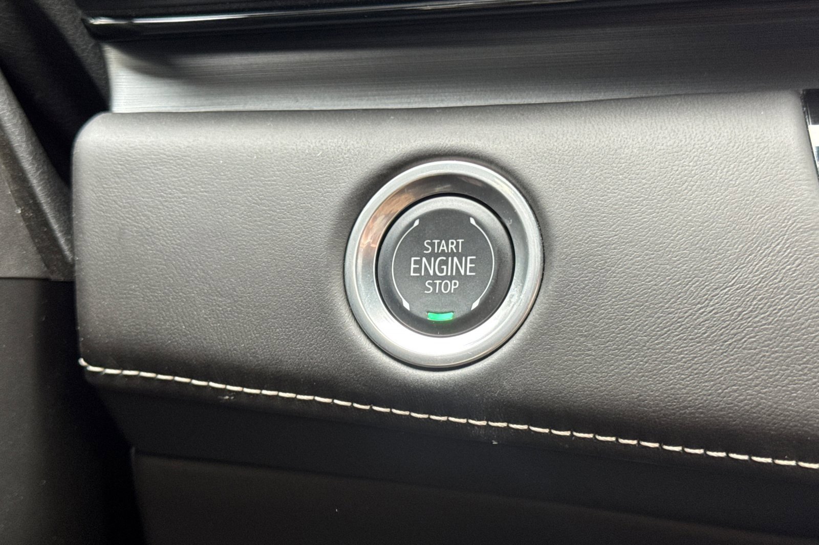 Certified 2024 Cadillac Escalade V w/ Heavy-Duty Trailer Package image 34