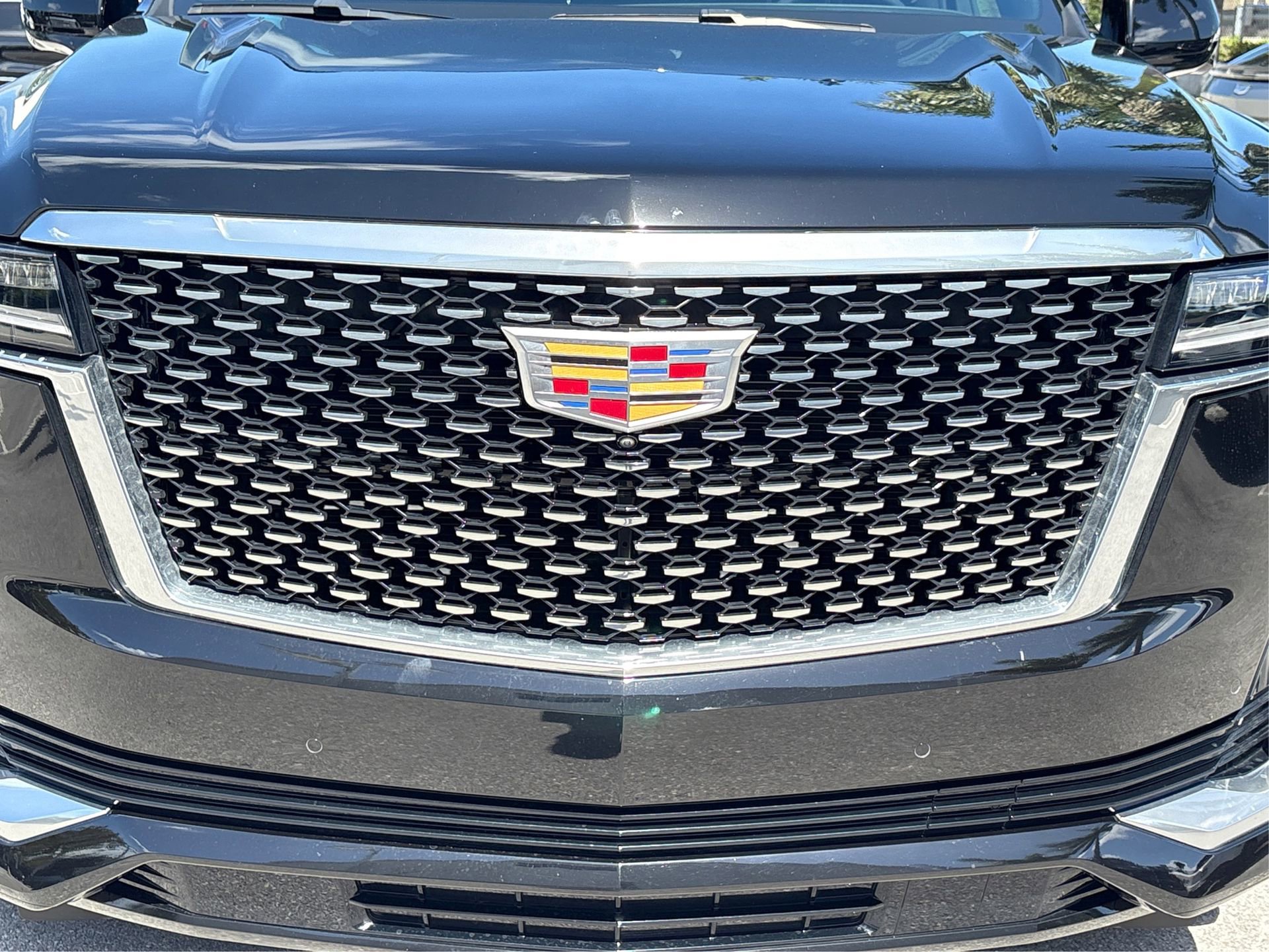 Used 2024 Cadillac Escalade ESV Luxury image 15